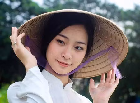 nữ sinh, Trần Phú