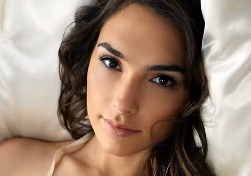 Gal Gadot – từ Hoa hậu Israel tới ngôi sao Hollywood