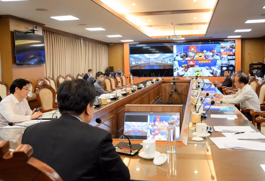 Bộ Giáo dục và Đào tạo kiểm tra tình hình thực hiện chương trình giáo dục phổ thông với Sở Giáo dục - Khoa học và công nghệ Bạc Liêu theo hình thức trực tuyến.