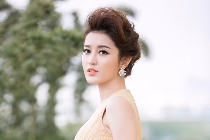 Huyền My khéo léo đáp trả lời tố giật chồng của Trà Ngọc Hằng