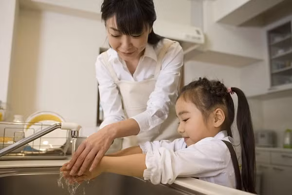 Nếu đạt được điều mình muốn quá dễ dàng, trẻ sẽ nghĩ rằng, tất cả mọi người phải có trách nhiệm đáp ứng nhu cầu của con. Ảnh minh họa.