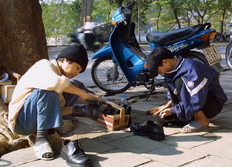 Trẻ em mắc kẹt trong lao động bị tước mất tuổi thơ, sức khỏe tổn hại, mất cơ hội thoát nghèo và phải đối mặt với nhiều nguy cơ. Ảnh minh họa.