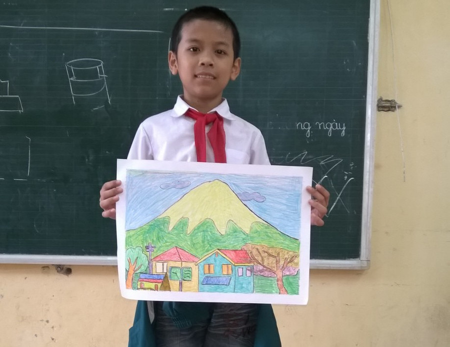 Học trò của cô Vương Thị Thùy và tác phẩm vừa hoàn thành Học trò của cô Vương Thị Thùy và tác phẩm vừa hoàn thành