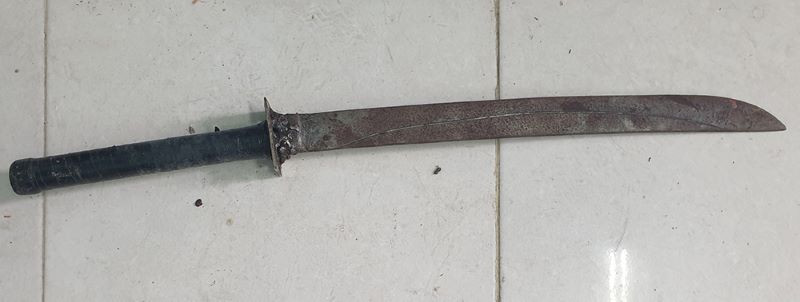 2 trong số hung khí thu giữ của 2 nhóm. (Ảnh: CACC) 2 trong số hung khí thu giữ của 2 nhóm. (Ảnh: CACC)