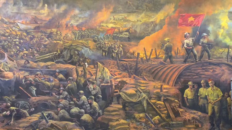 Thời khắc chiến thắng trong bức tranh panorama “Trận chiến Điện Biên Phủ”. Ảnh: INT