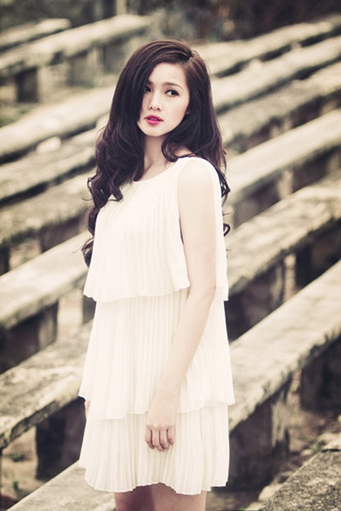 Top 5 mỹ nhân Việt ngọt ngào, quyến rũ - Ảnh 12