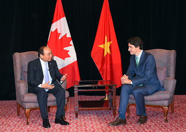 Thủ tướng Nguyễn Xuân Phúc gặp gỡ Thủ tướng Canada Justin Trudeau.