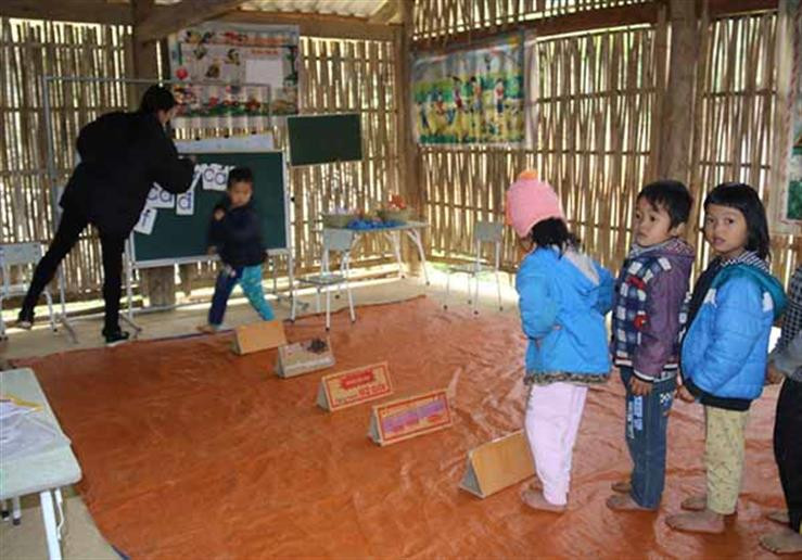 Nụ cười cô giáo mầm non ở Nặm Cáp ảnh 1 Nụ cười cô giáo mầm non ở Nặm Cáp ảnh 1