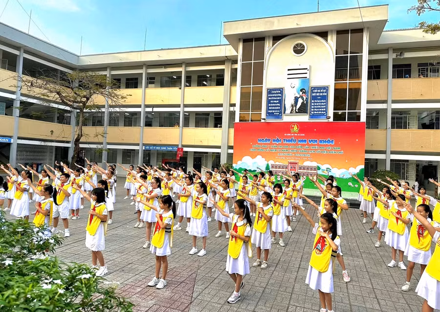 Thiếu nhi An Giang tham gia ngày hội.