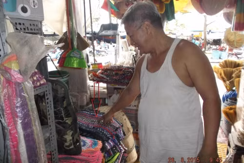 Cảm kích ông giáo già trả lại hơn 100 triệu đồng cho người mất - Ảnh 1