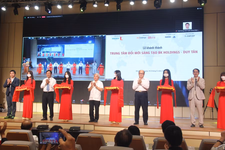 Lễ ra mắt trung tâm Đổi mới Sáng tạo BK Holdings - Duy Tân 