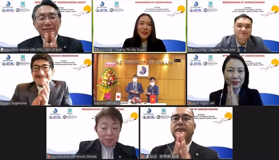 Các đại biểu chứng kiến lãnh đạo ký kết tại điểm cầu SG Crossing.