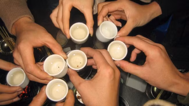 4 loại thực phẩm phá hủy giấc ngủ nhưng rất nhiều người thích ăn