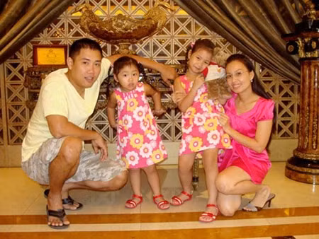 Cuộc sống giàu sang, phú quý của 3 chị em nhà ca sĩ Cẩm Ly - Ảnh 1