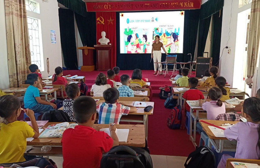 Tiết học theo Chương trình mới của Trường Tiểu học thị trấn Nậm Nhùn. Tiết học theo Chương trình mới của Trường Tiểu học thị trấn Nậm Nhùn.