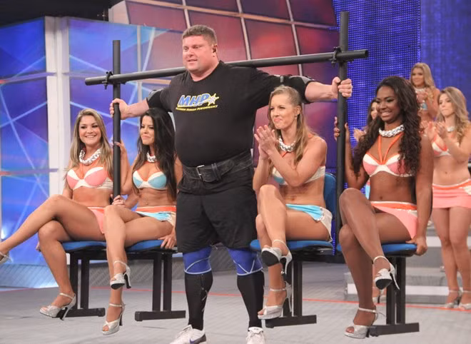 10 người đàn ông khỏe nhất hành tinh