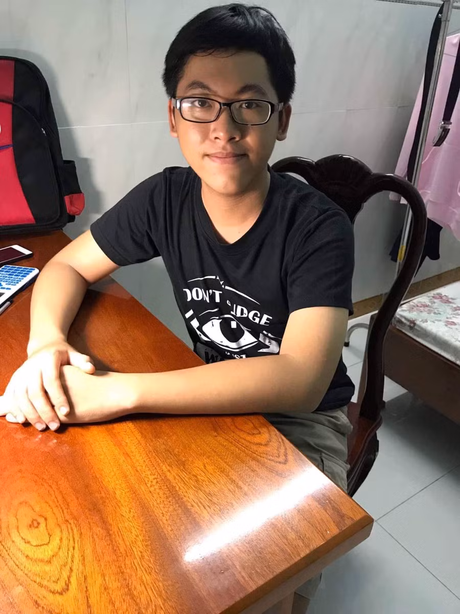 Chân dung thí sinh duy nhất đạt điểm 10 môn Toán tại TPHCM