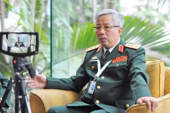 Thứ trưởng Nguyễn Chí Vịnh phát biểu tại khách sạn Shangri-La ngày 4-6. Ảnh: STRAITS TIMES