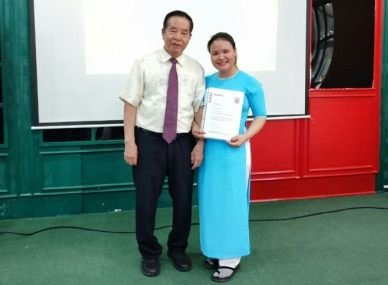 Hồ Thị Giới nhận học bổng thạc sĩ toàn phần của bang Hessen (Cộng hòa Liên bang Đức). Hồ Thị Giới nhận học bổng thạc sĩ toàn phần của bang Hessen (Cộng hòa Liên bang Đức).