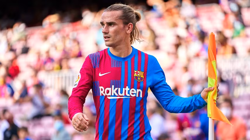 Tiền đạo Griezmann được Barca đẩy đến Atletico Madrid trong bản hợp đồng cho mượn.