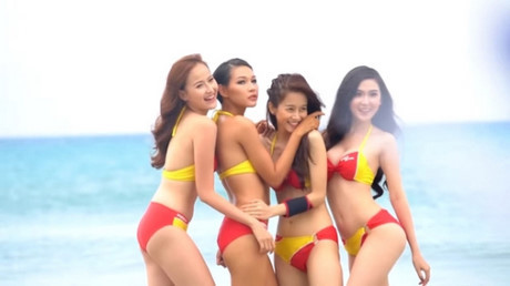 Mặc bikini thị phạm thí sinh The Face, Phạm Hương lộ khuyết điểm trông thấy - Ảnh 11 Mac bikini thi pham thi sinh The Face, Pham Huong lo khuyet diem trong thay - Anh 11