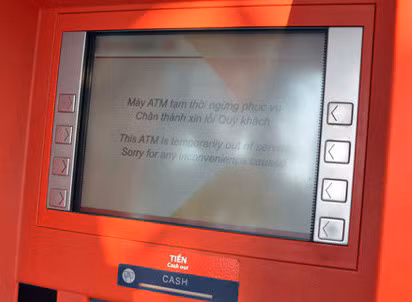 Nhung su co thuong gap khi su dung ATM va cach khac phuc - Anh 1