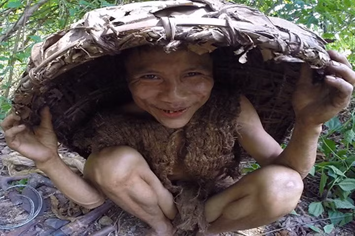 Cuộc sống đặc biệt của "người rừng" Hồ Văn Lang lên báo Mỹ