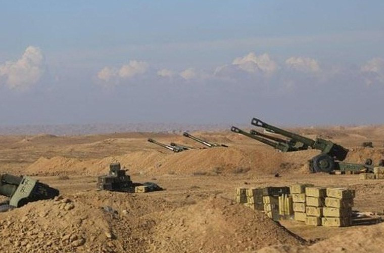 Khám kho vũ khí người Kurd trước giờ đánh IS ảnh 10