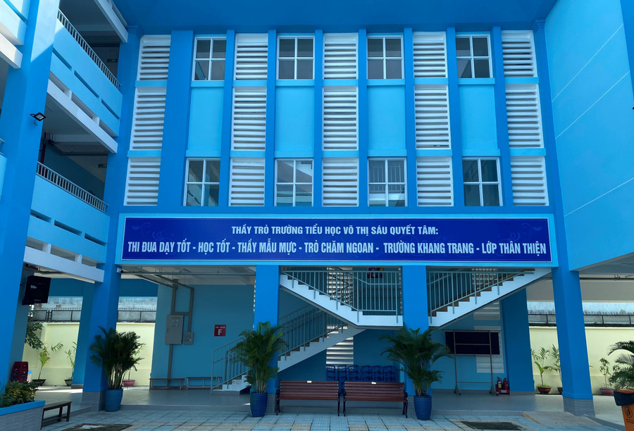 Năm học 2022-2023, Trường Tiểu học Võ Thị Sáu (quận Gò Vấp) xây mới thêm 11 phòng học đã góp phần giảm áp lực sĩ số. Năm học 2022-2023, Trường Tiểu học Võ Thị Sáu (quận Gò Vấp) xây mới thêm 11 phòng học đã góp phần giảm áp lực sĩ số.