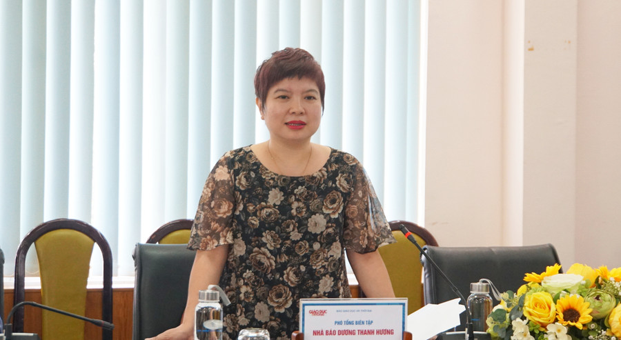 Nhà báo Dương Thanh Hương – Phó Tổng biên tập báo Giáo dục và Thời đại phát biểu. Ảnh: Mạnh Tùng Nhà báo Dương Thanh Hương – Phó Tổng biên tập báo Giáo dục và Thời đại phát biểu. Ảnh: Mạnh Tùng