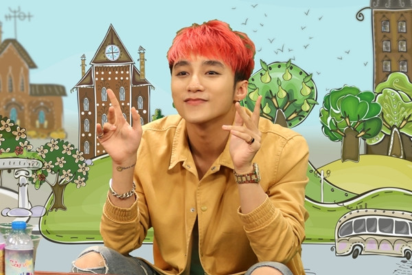 Tại số phát sóng lần này, Sơn Tùng còn chia sẻ về việc học võ, thổ lộ về lần bỏ học của mình vào năm lớp 2 khiến Hari Won há hốc mồm. hari-won-noi-mau-ghen-doi-son-tung-m-tp-hon-7