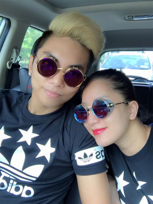 Khánh Thi - Phan Hiển tình tứ bên nhau ngày cuối tuần ảnh 1 Khánh Thi - Phan Hiển tình tứ bên nhau ngày cuối tuần - 1