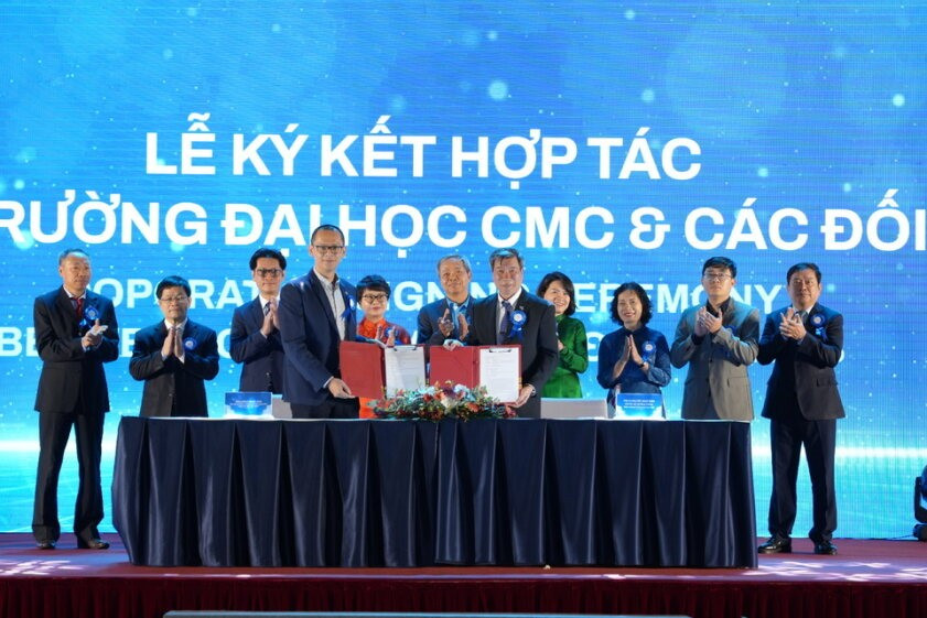Trường Đại học CMC ký kết văn bản ghi nhớ (MOU) với các đơn vị.