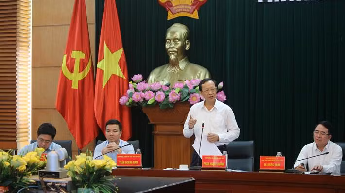 Thứ trưởng Phạm Ngọc Thưởng phát biểu tại cuộc làm việc với thành phố Hải Phòng về tình hình thực hiện Nghị quyết 29.