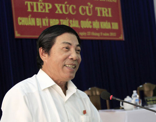 Ông Nguyễn Bá Thanh trong lần tiếp xúc cử tri Đà Nẵng. Ảnh: Nguyễn Đông.