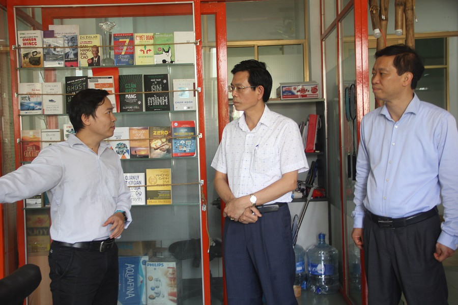 Đoàn tham khu Công nghệ Phần mềm-ĐH Quốc gia TP.HCM