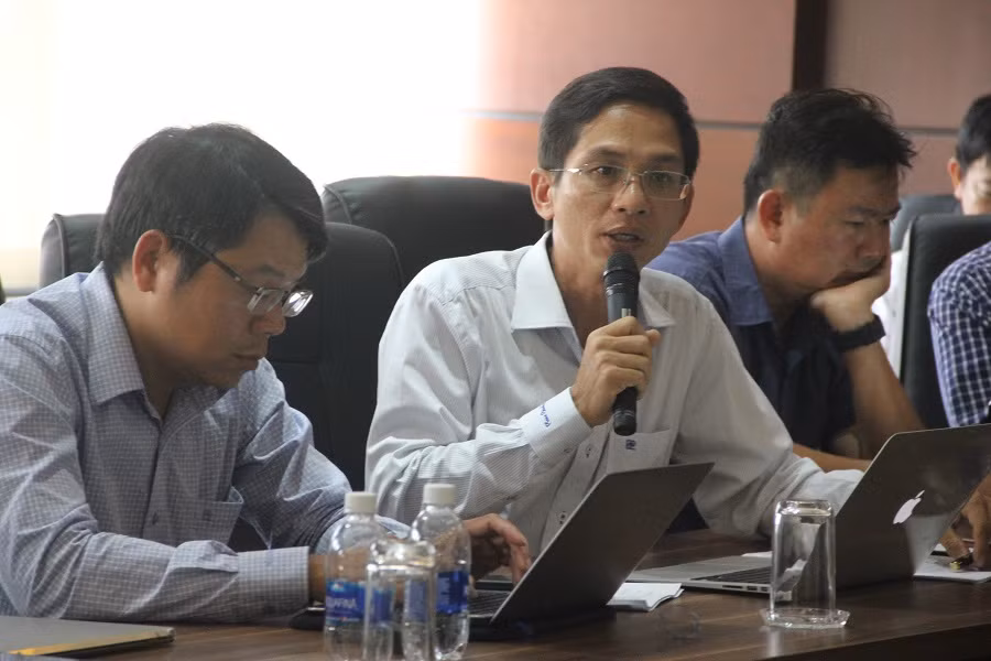 Các đại biểu tham dự đóng góp ý kiến cho dự thảo