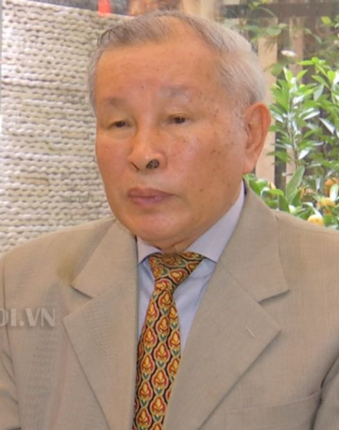 GS.TS Nguyễn Đình Hương. GS.TS Nguyễn Đình Hương.