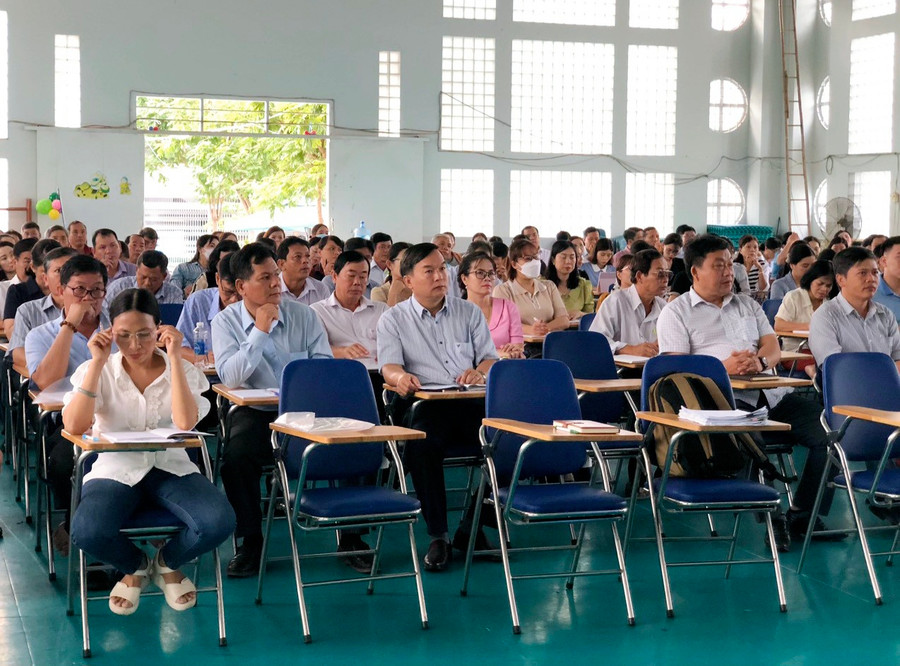 Đại biểu tham dự tập huấn.