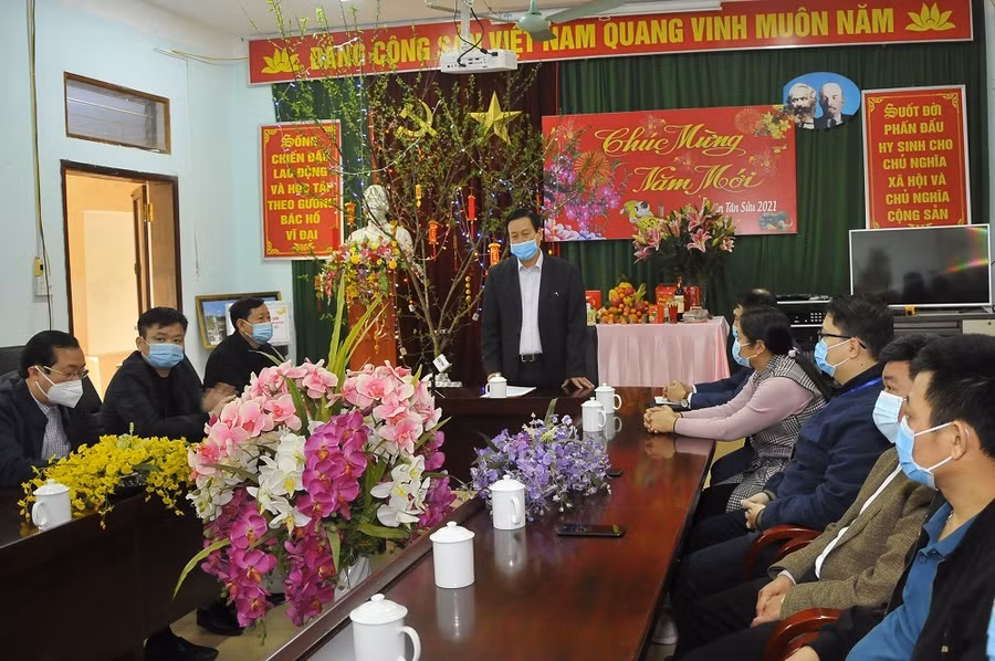 Chủ tịch UBND tỉnh Hà Giang chúc Tết đội ngũ cán bộ, nhân viên CDC.