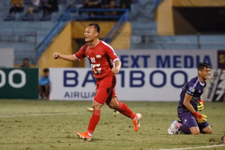 Trọng Hoàng trở lại sau chấn thương giúp cho lối chơi của Viettel mạnh mẽ, giàu sức chiến đấu hơn.