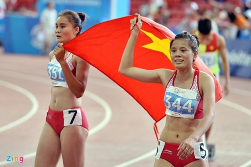Nước mắt, nụ cười của cặp uyên ương đẹp nhất làng điền kinh