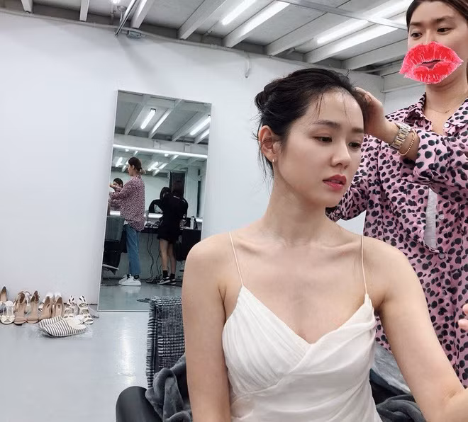 Son Ye Jin co cach duong da khac voi moi nguoi de giu gin nhan sac hinh anh 3 2_2.jpg