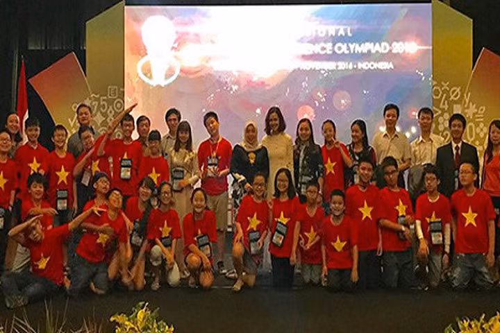 Đội tuyển Toán Việt Nam giành 7 huy chương Vàng tại IMSO 2016