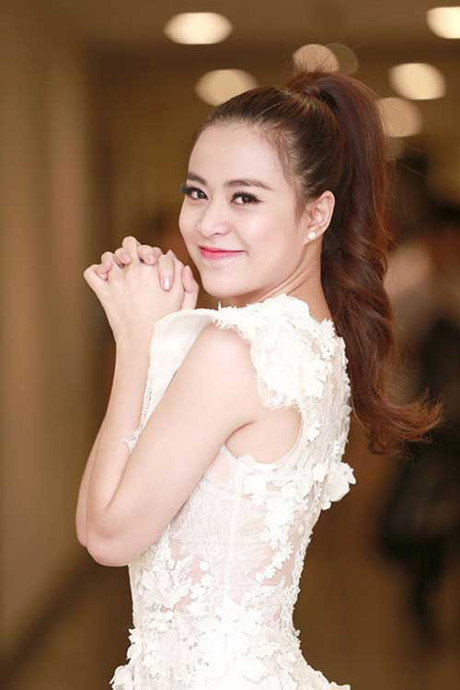 Cùng để tóc đuôi ngựa nhưng các mỹ nhân Việt trông lại mỗi người một vẻ - Ảnh 6 Cung de toc duoi ngua nhung cac my nhan Viet trong lai moi nguoi mot ve - Anh 6