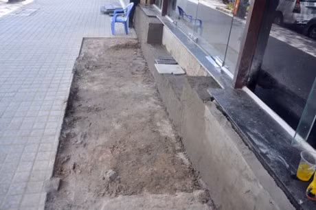 Via he truoc va sau 1 tuan ong Hai lien tuc xuong duong - Anh 9