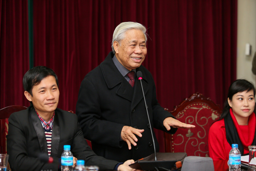 Nhà thơ Vũ Quần Phương