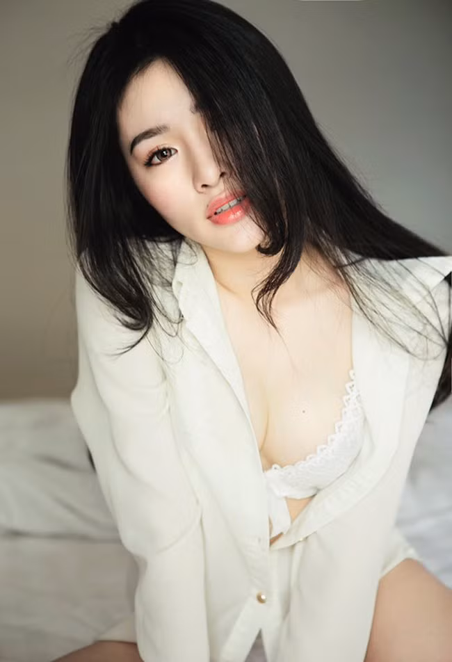 Điểm mặt dàn người tình nóng bỏng từng bên đời Vĩnh Thụy ảnh 15