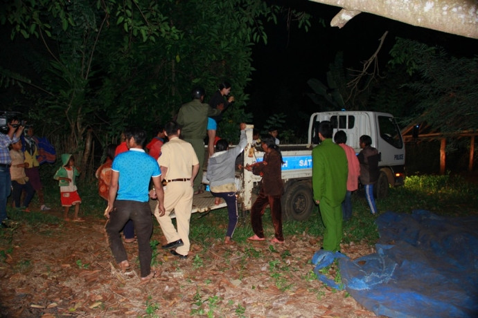 Hinh-anh-kinh-hoang-vu-tai-nan-khien-12-nguoi-thuo