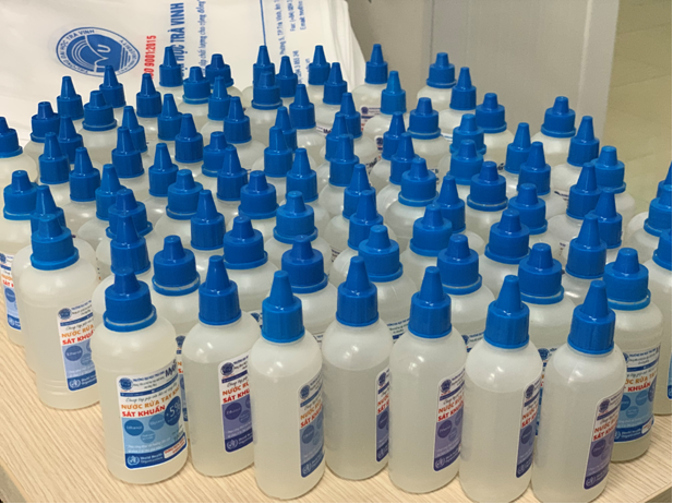 Nước rửa tay khô sát khuẩn của Trường ĐH Trà Vinh. Nước rửa tay khô sát khuẩn của Trường ĐH Trà Vinh.